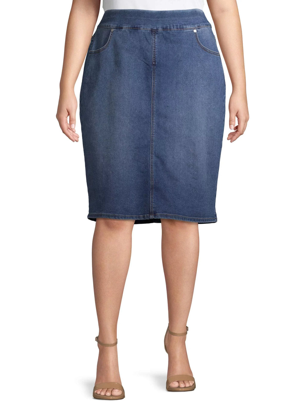 Alivia  Women's Plus Size Pull-On Denim Skirt