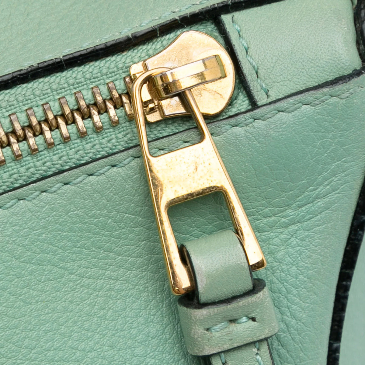 Pre-Owned Authenticated LOEWE Small Puzzle Satchel Calf Leather Green Unisex (Good)