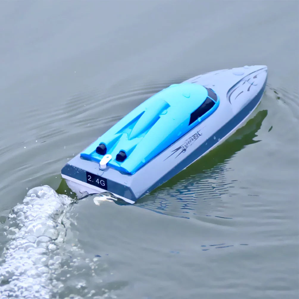 ALLCACA 2.4GHz Toy Watercraft 18km/h High Speed RC ship Remote Control Boats for Pools and Lakes - Blue