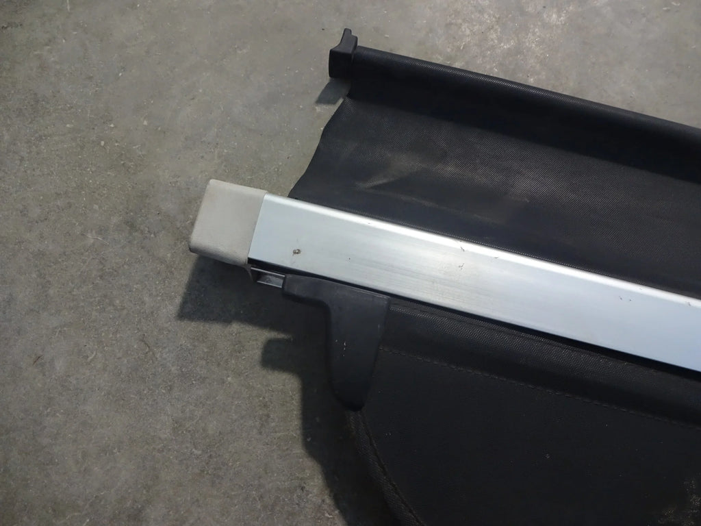 Pre-Owned 2012 Subaru Forester Rear Grey Retractable Cargo protector OEM (Good)