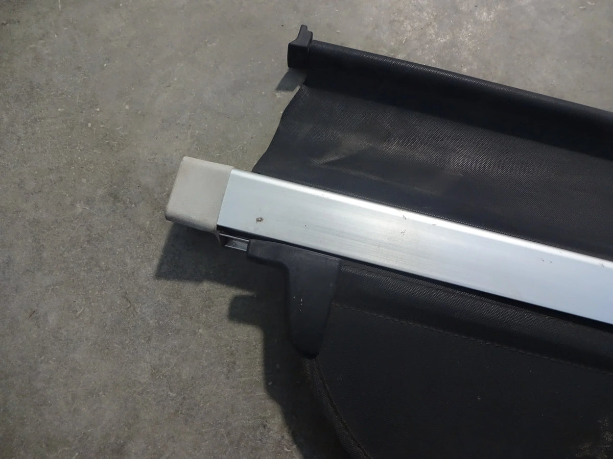 Pre-Owned 2012 Subaru Forester Rear Grey Retractable Cargo protector OEM (Good)
