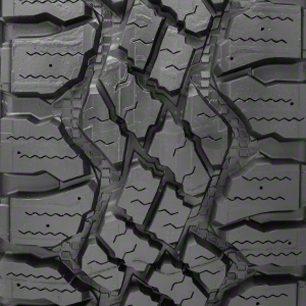 Goodyear Wrangler DuraTrac Studdable Rugged Terrain LT325/60R20 126/123Q E Light Truck Tire