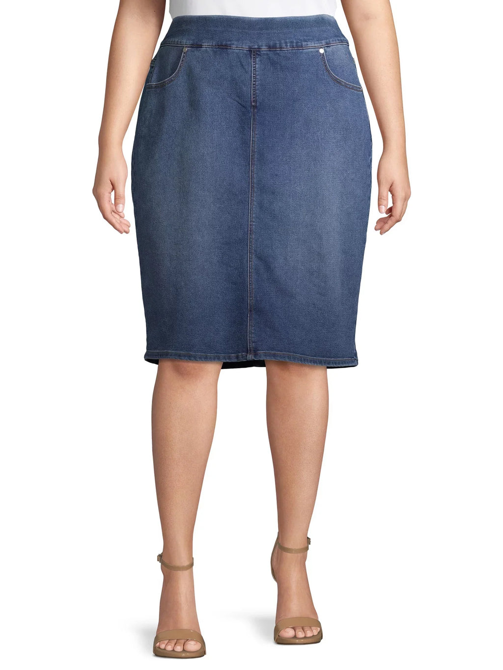 Alivia  Women's Plus Size Pull-On Denim Skirt