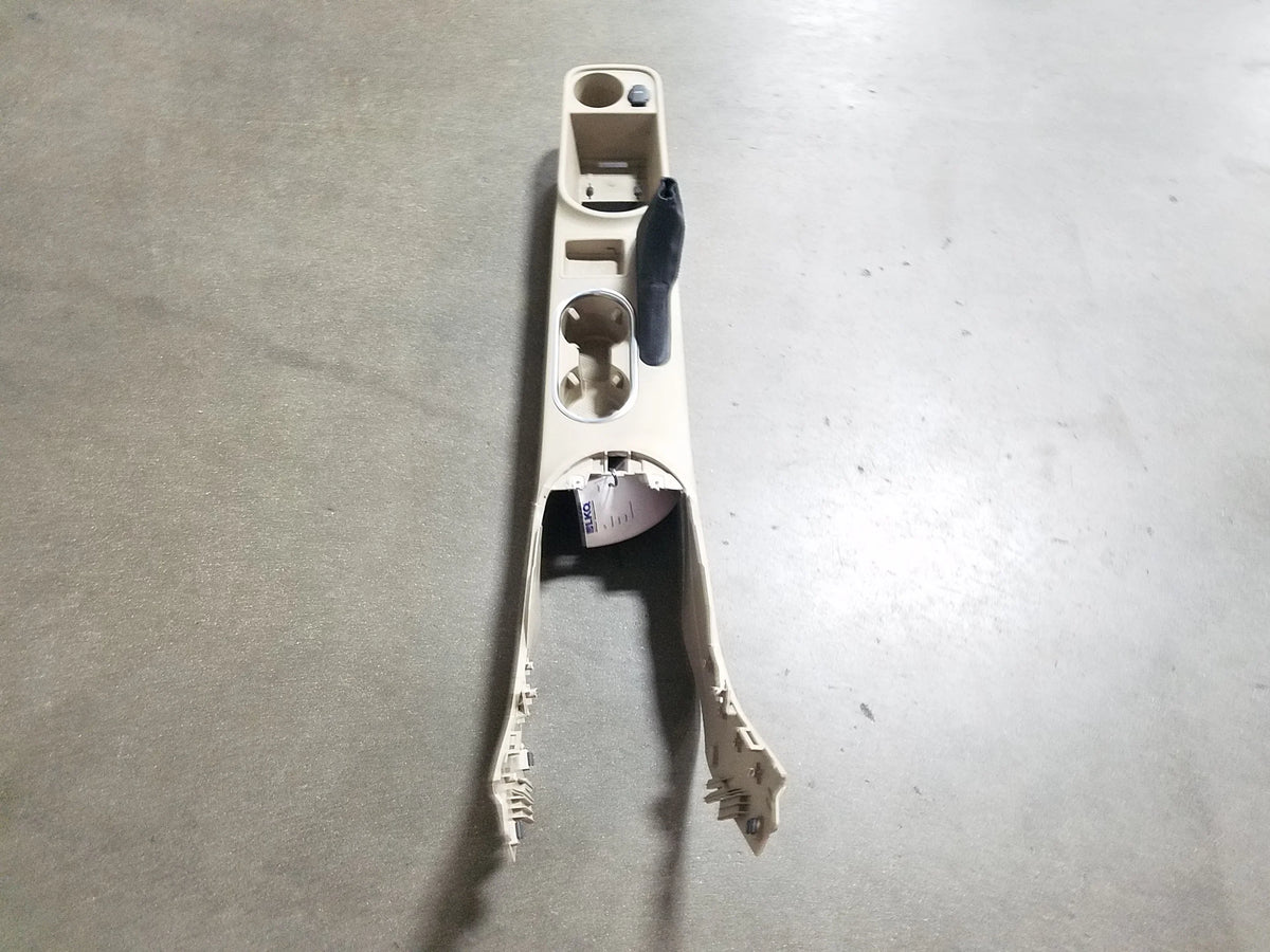 Pre-Owned 2018-2019 Volkswagen Beetle Floor Center Console OEM LKQ (Good)