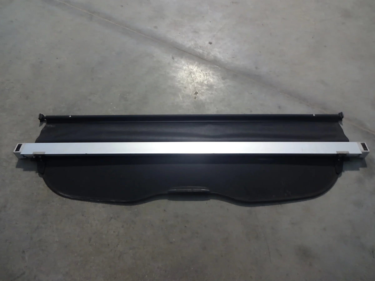 Pre-Owned 2012 Subaru Forester Rear Grey Retractable Cargo protector OEM (Good)