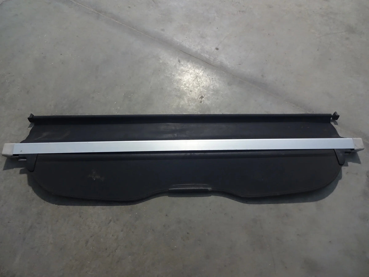 Pre-Owned 2012 Subaru Forester Rear Grey Retractable Cargo protector OEM (Good)