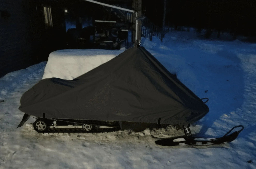 All Black.. 200 Denier Storage Snowmobile shield appropriate for the 2014-2015 Ski Doo Bombardier Model GSX LE ACE 900 Snowmachine Sled