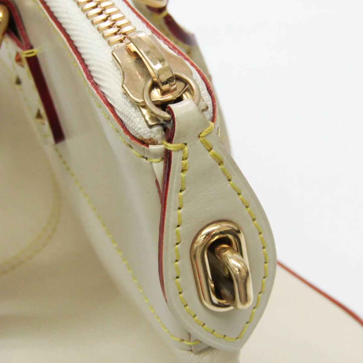 Pre-Owned Louis Vuitton Suhali Lockit PM M91887 Women's Handbag Blanc (Good)